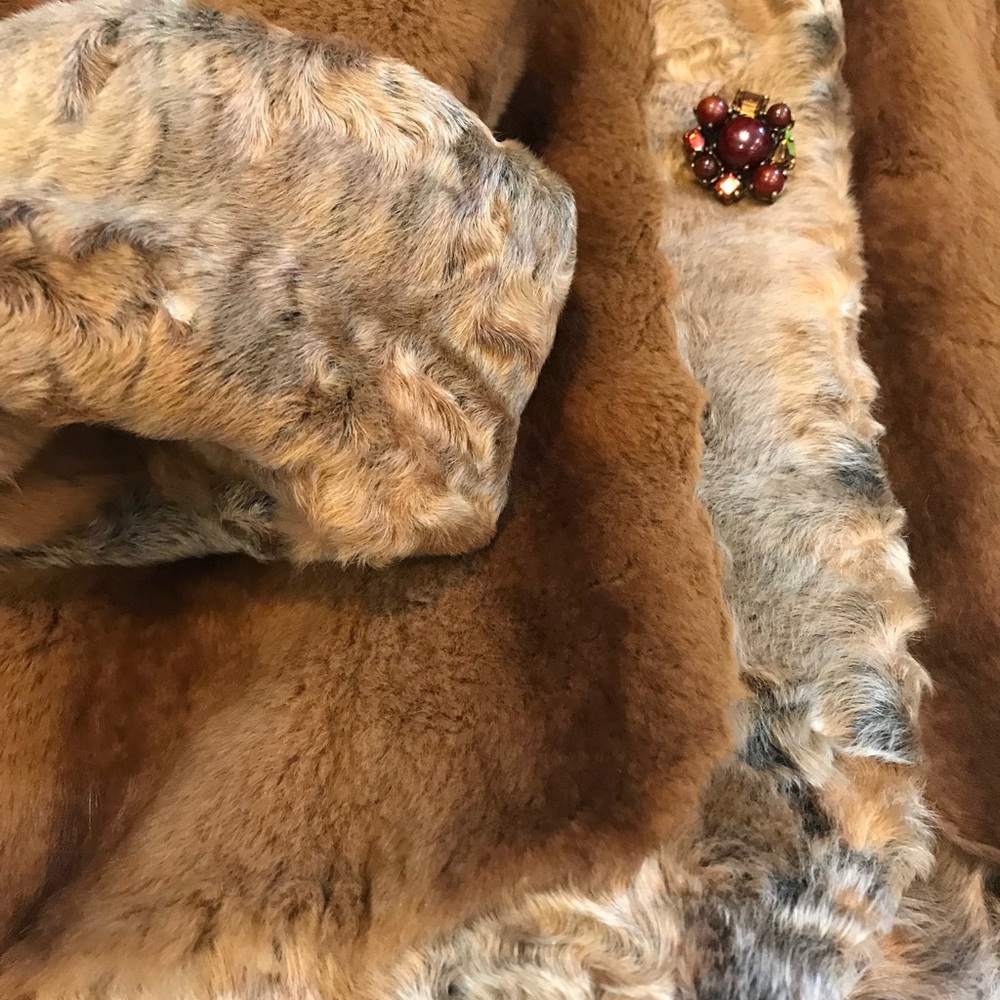 Fur jacket - Picture 7 of 8